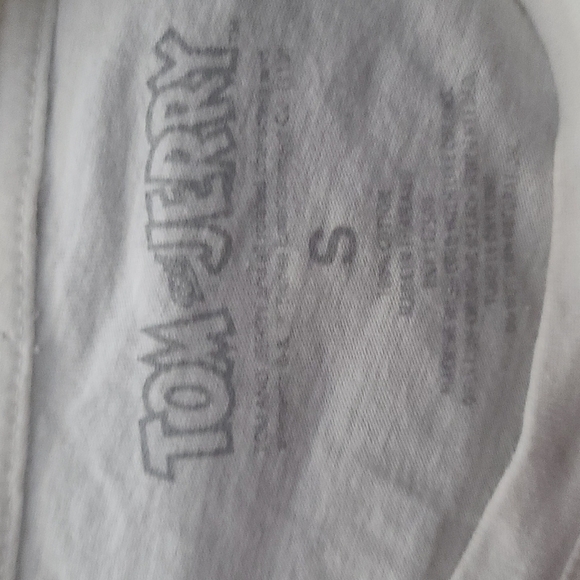 Tom & Jerry Print Crop Cotton Tee Size Small White Short Sleeve - Picture 2 of 4